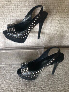 Edgy Punk Rock Kate Preston Studded Peep Toe Stiletto Heels Black 5" Pump Sz 6.5